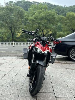 Ducati Street Fighter V2 950 cc - ფოტო 2