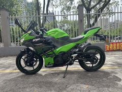 Kawasaki Ninja 400 - ფოტო 2