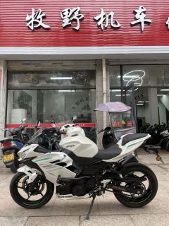 Kawasaki Ninja 400 - ფოტო 3