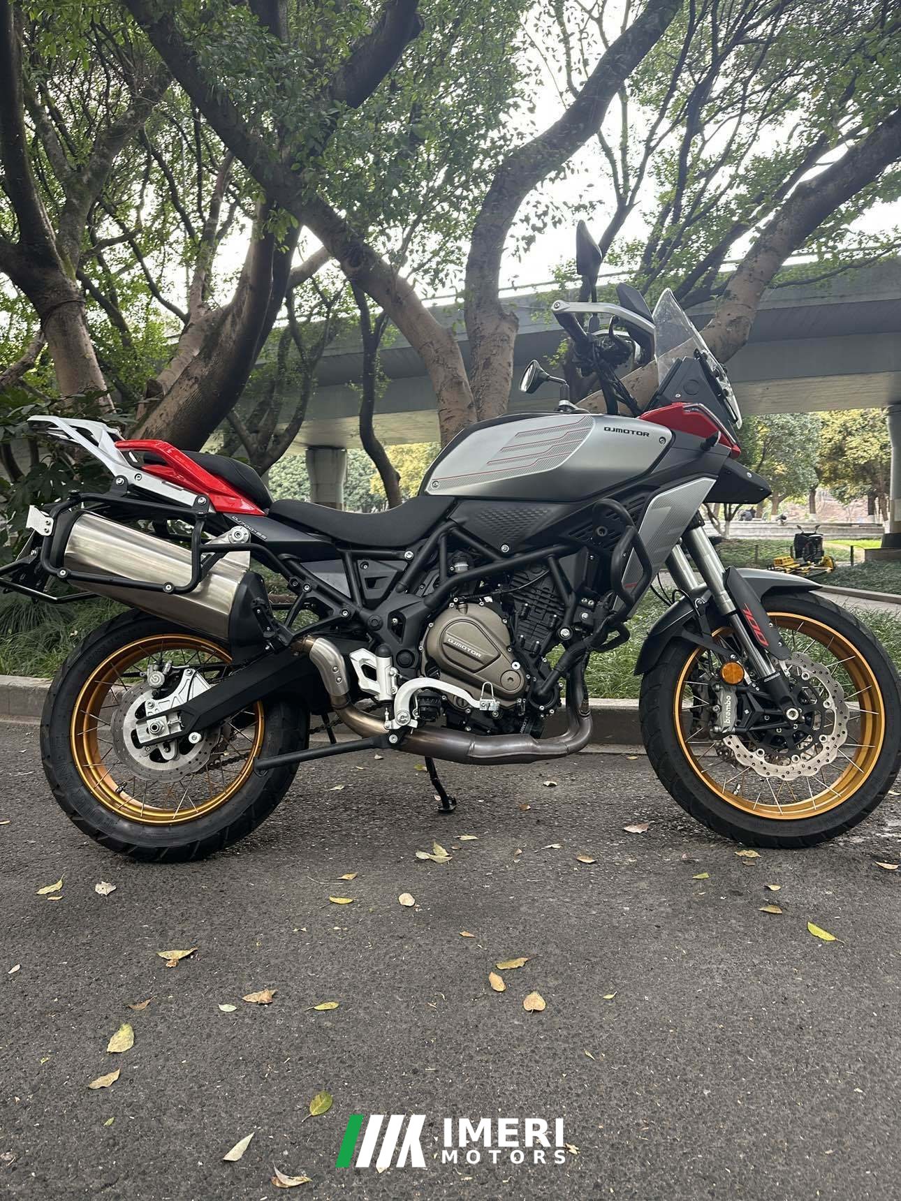 2024 QJMOTOR 700S