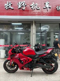 Honda CBR650R - ფოტო 2