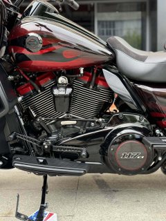 Harley-Davidson Road Glide 1923 cc - ფოტო 8