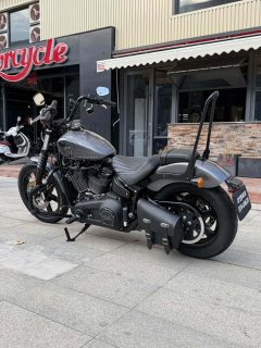Harley-Davidson Street Bull Street Bob 1870 cc - ფოტო 4