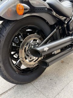 Harley-Davidson Street Bull Street Bob 1870 cc - ფოტო 8