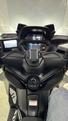 Yamaha XMAX 300 cc - ფოტო 8
