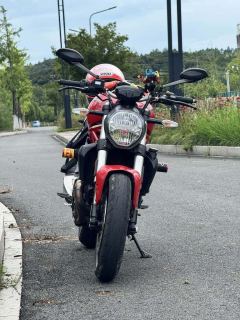 Ducati Monster 821 - фото 5