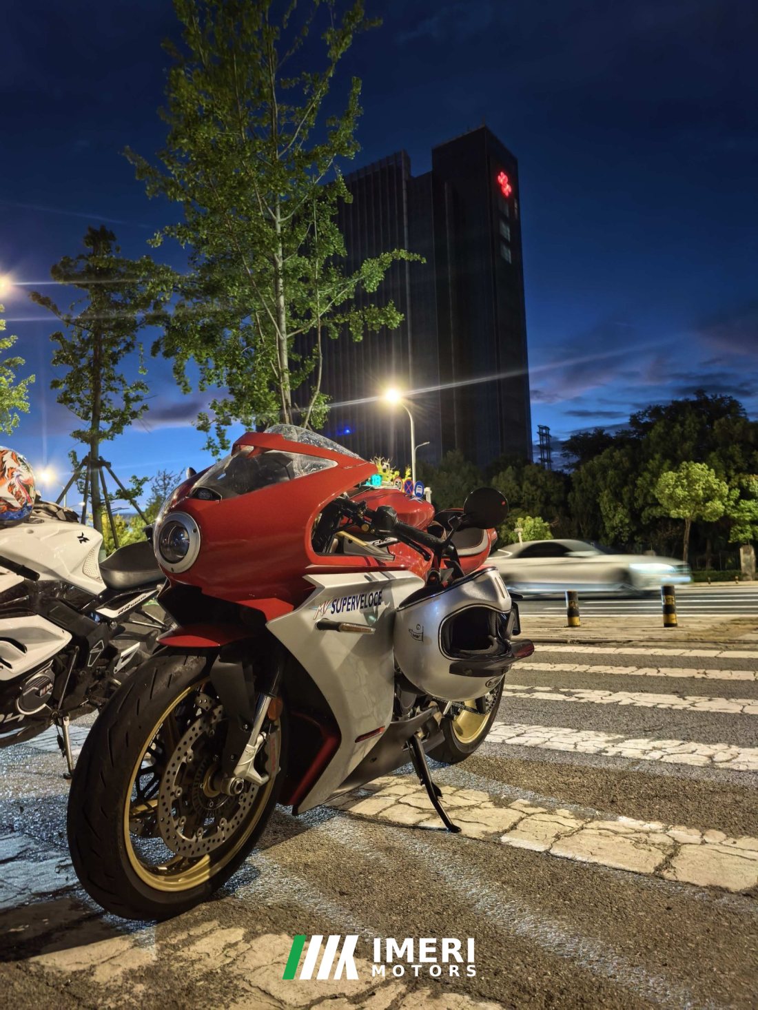 MV Agusta Superveloce 800 - მოტოციკლი ჩინეთიდან