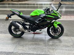 Kawasaki Ninja 400 - ფოტო 1