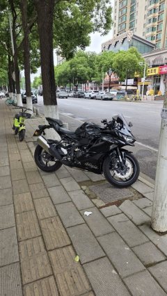 Kawasaki ZX-4R 400 cc - ფოტო 1