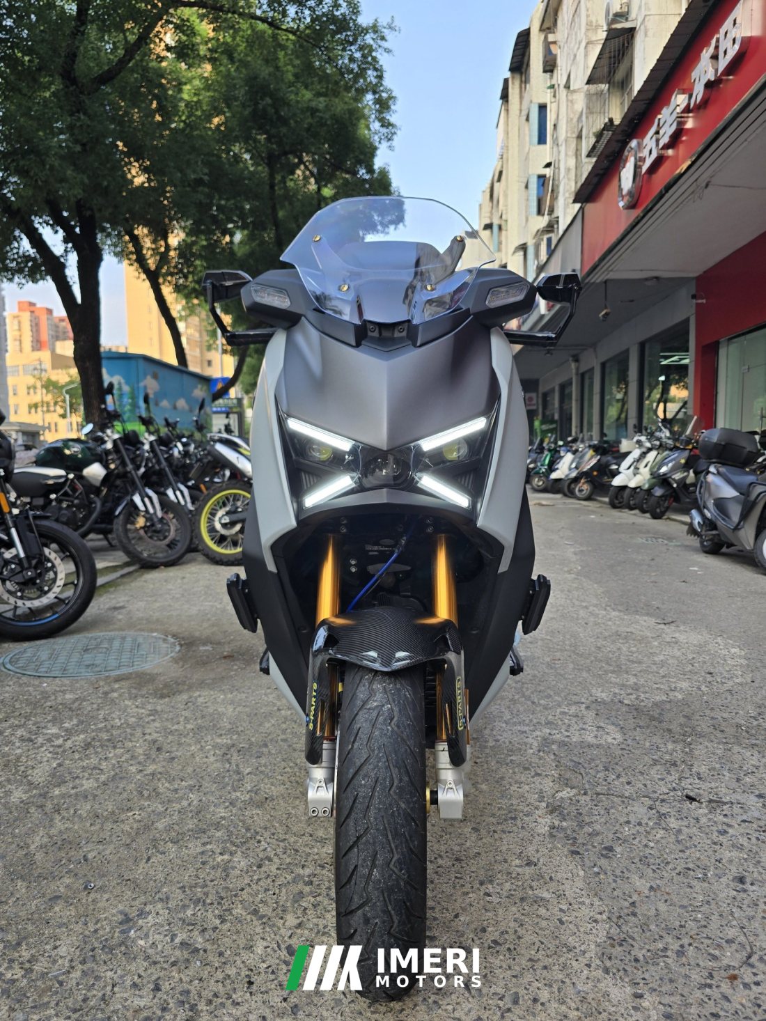 Yamaha XMAX 300 cc - მოტოციკლი ჩინეთიდან