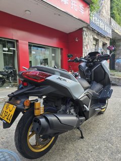 Yamaha XMAX 300 cc - ფოტო 4
