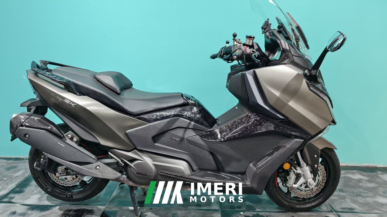 2023 KYMCO AK550