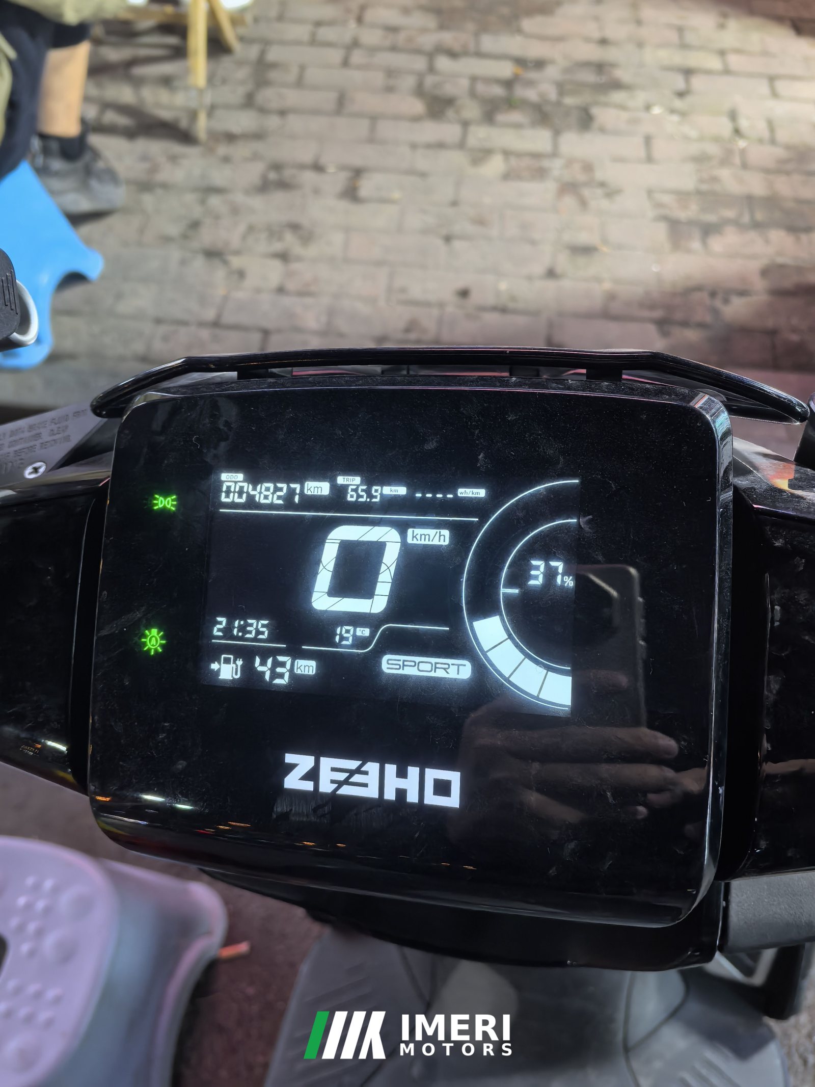 2022 Zeeho AE8