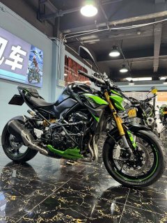 Kawasaki Z900 950 cc - ფოტო 8