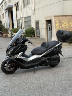 SYM Cruisym 300 - фото 1
