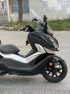 SYM Cruisym 300 - фото 8