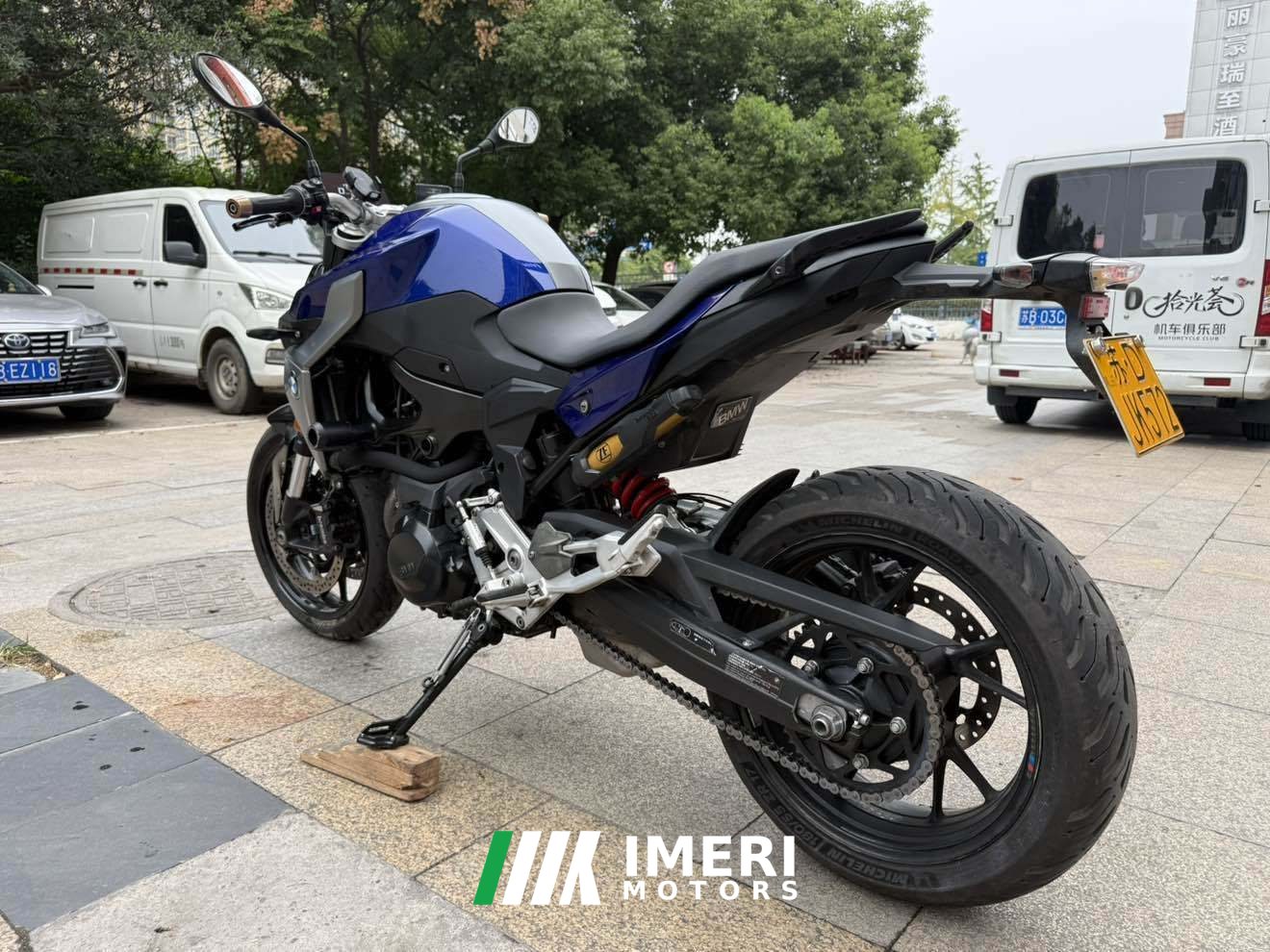 2021 BMW F 900 R