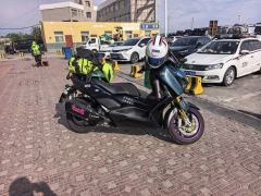 Yamaha XMAX 300 cc - photo 6