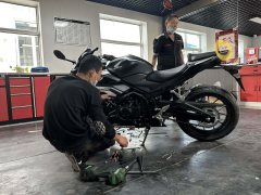Honda CBR400R - ფოტო 7