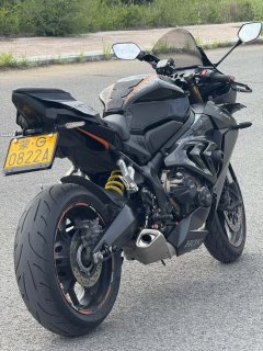 Honda CBR650R - photo 4