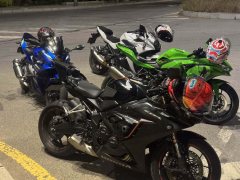 Honda CBR650R - photo 8