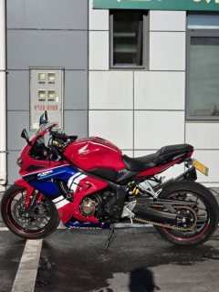 Honda CBR650R - photo 10