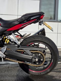Honda CBR650R - photo 12