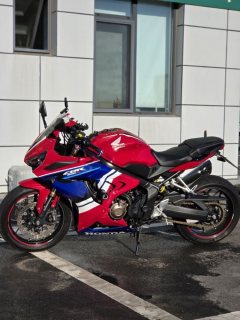 Honda CBR650R - photo 2