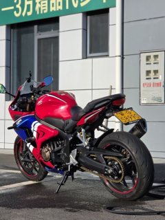 Honda CBR650R - photo 9