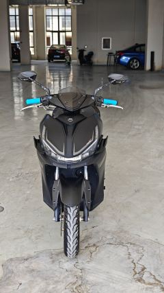QJMOTOR Hong 150S - photo 2