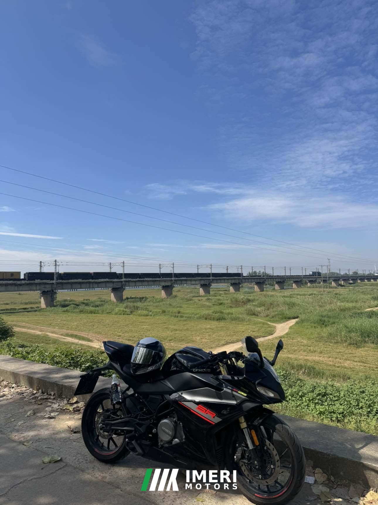 2023 CFMOTO 250SR