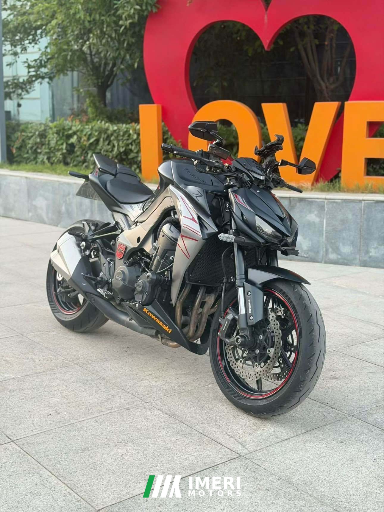 2020 Kawasaki Z1000
