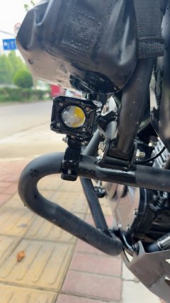 Haojue Suzuki DL250 - photo 6