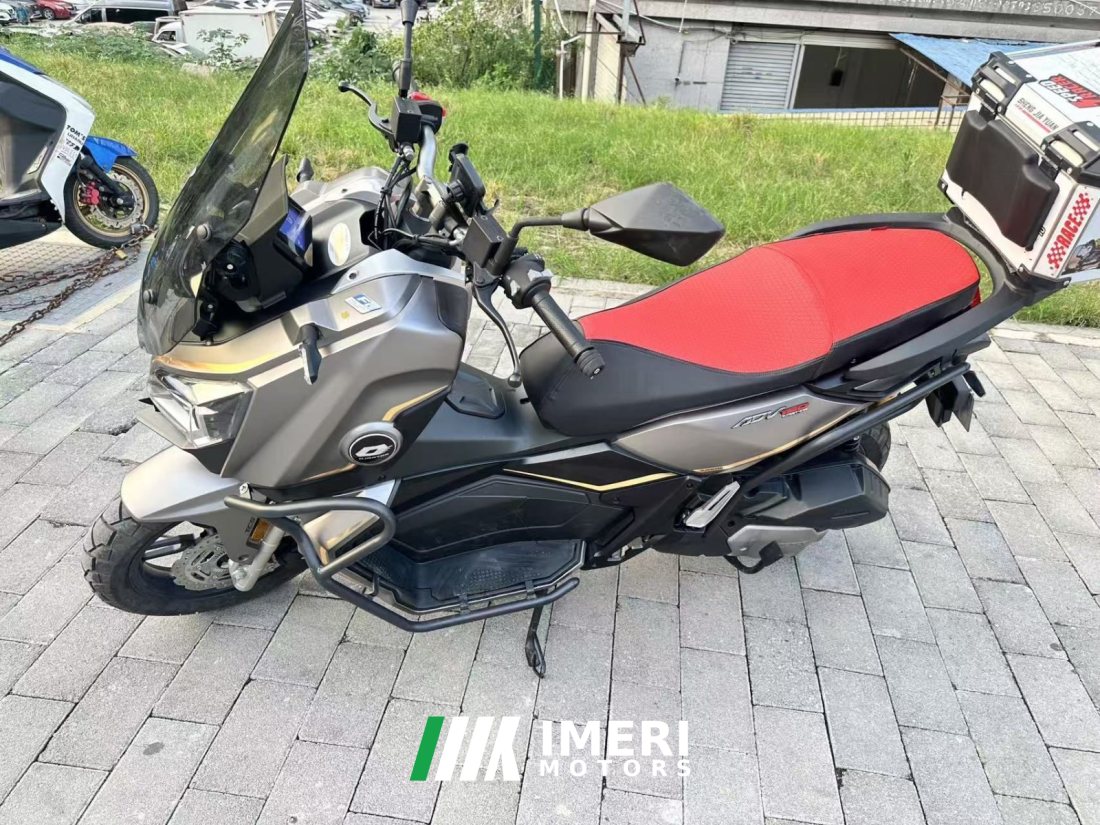 QJMOTOR Hong 150ADV - მოტოციკლი ჩინეთიდან