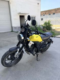 Sundiro Honda CBF190TR - ფოტო 3