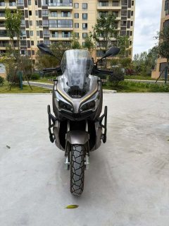 QJMOTOR Hong 150ADV - ფოტო 2