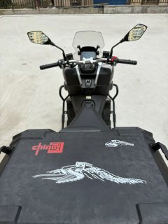 QJMOTOR Hong 150ADV - ფოტო 9