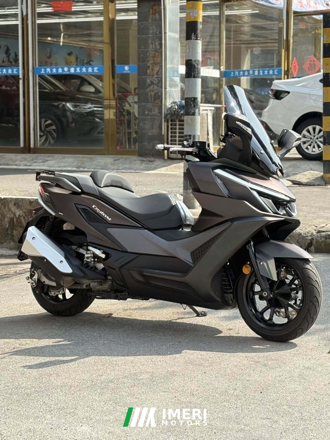 SYM Cruisym 400 - motorcycle from China