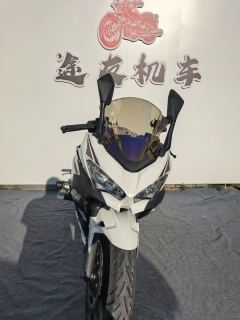 Kawasaki Ninja 400 - ფოტო 2