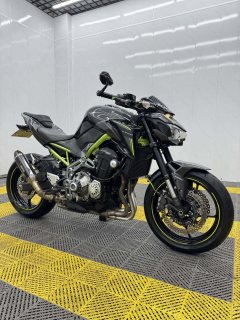 Kawasaki Z900 950 cc - ფოტო 1