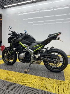 Kawasaki Z900 950 cc - ფოტო 3