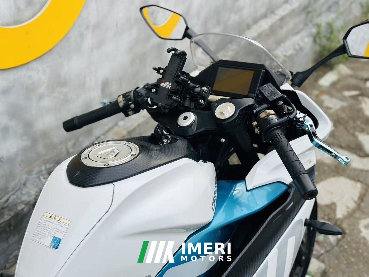 2021 CFMOTO 250SR