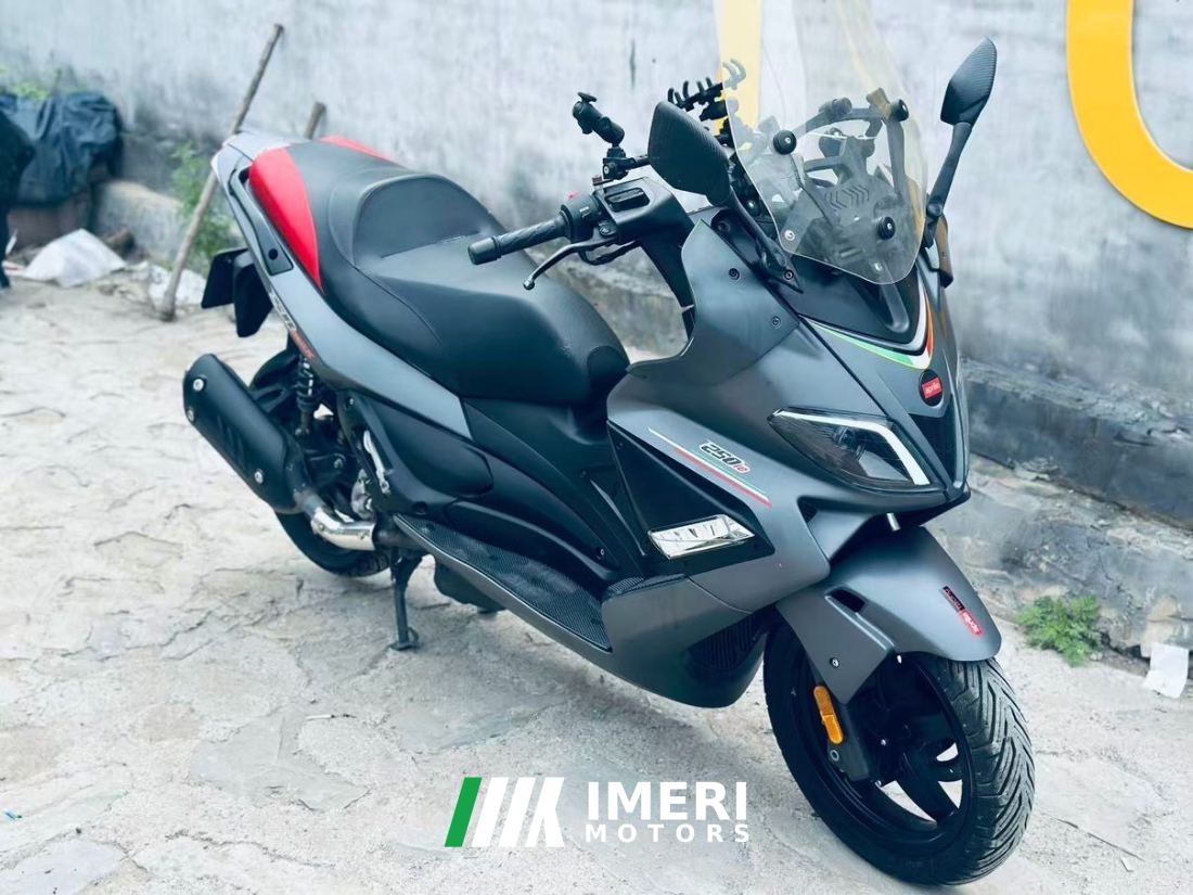 Zongshengapuliya SR Max 250 - motorcycle from China