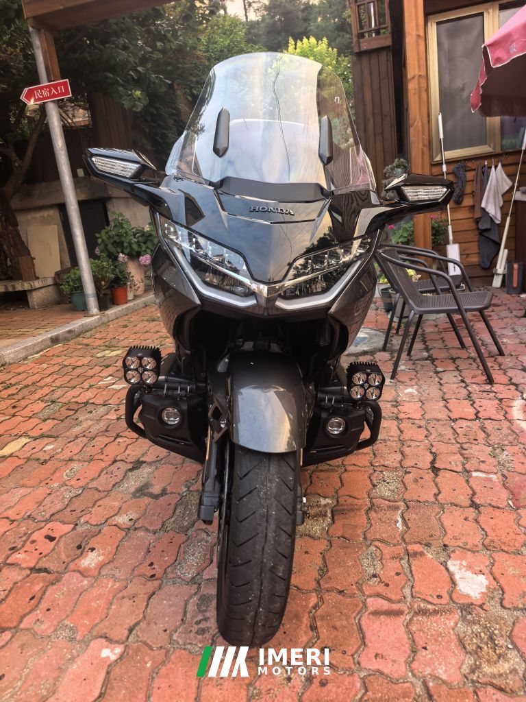 Honda Gold Wing GL1800 - мотоцикл из Китая