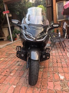 Honda Gold Wing GL1800 - фото 1