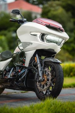 Harley-Davidson Road Glide 1977 cc - ფოტო 1