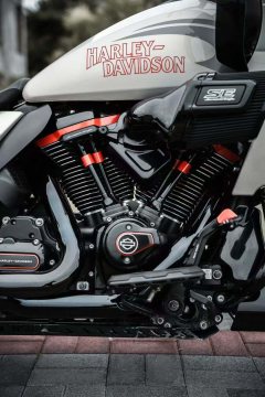 Harley-Davidson Road Glide 1977 cc - ფოტო 4