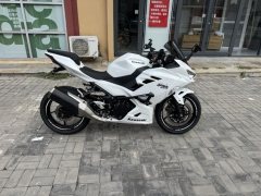 Kawasaki Ninja 400 - фото 1