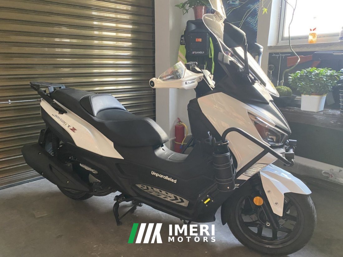SYM Joymax Z 300 - мотоцикл из Китая