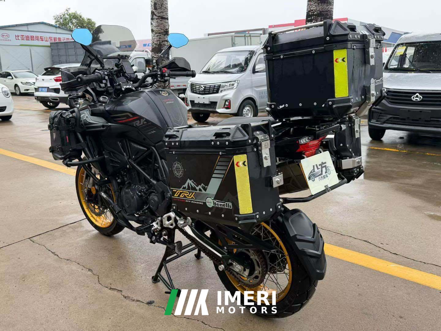 2025 Benelli TRK552 550 cc